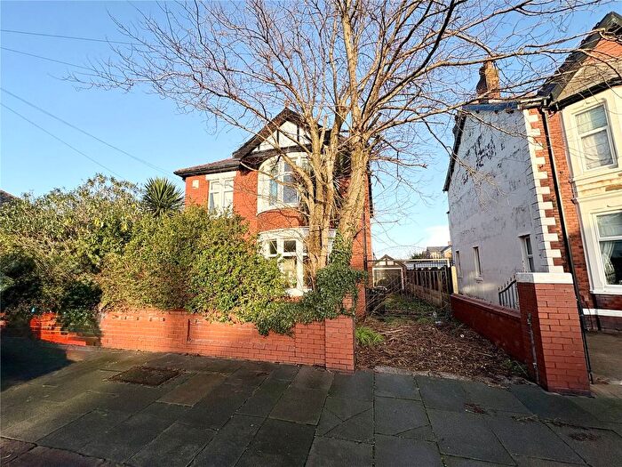 4 Bedroom Detached House For Sale In Broadway, Blackpool, Lancashire, FY4