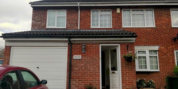4 Bedroom Semi-Detached House To Rent In Crosslands, Stantonbury, Milton Keynes MK14