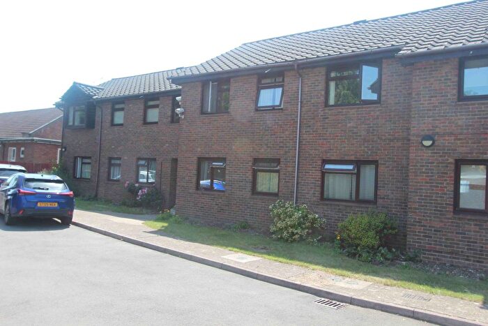 2 Bedroom Flat To Rent In Clarence Road, Windsor, SL4
