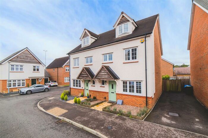 4 Bedroom Semi-Detached House To Rent In Crane Road, Bracknell, Berkshire, RG12