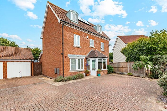 4 Bedroom Detached House For Sale In Pochard Crescent, Herne Bay, CT6