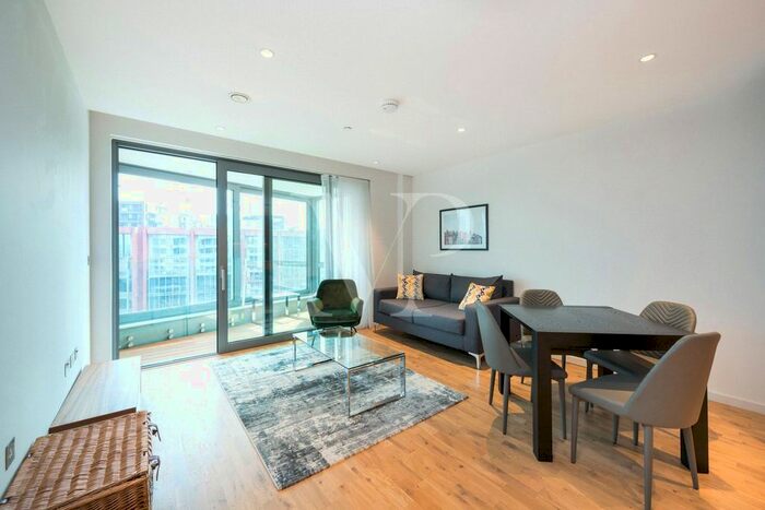 1 Bedroom Flat To Rent In Camley Street, King Cross, London, N1C