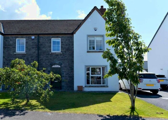 4 Bedroom Semi-Detached House For Sale In Forge Drive, Ballygowan, Newtownards, BT23