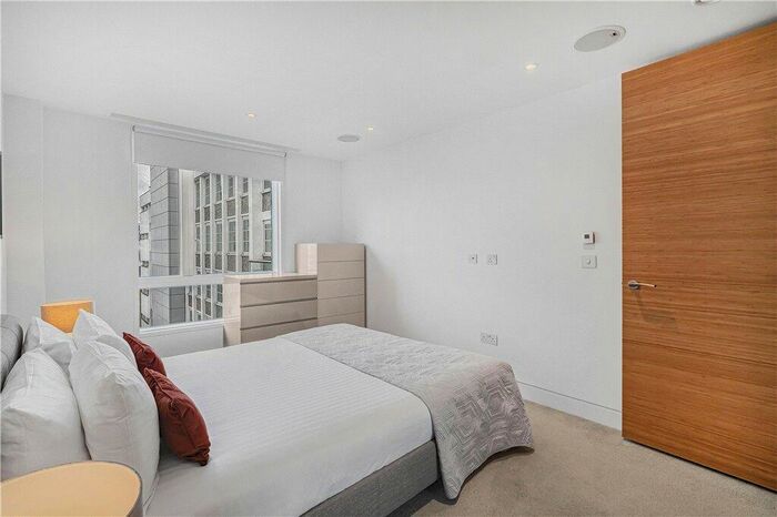 1 Bedroom Apartment For Sale In Leonard Street, London, EC2A