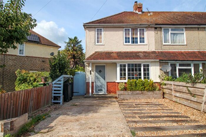 2 Bedroom End Of Terrace House For Sale In Yorke Way, Hamble, Southampton, Hampshire, SO31