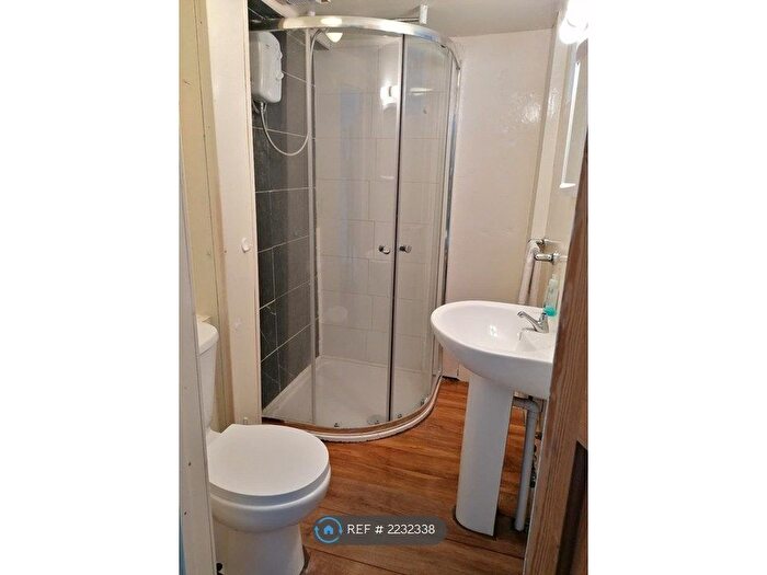 Studio To Rent In Redland, Bristol, BS6