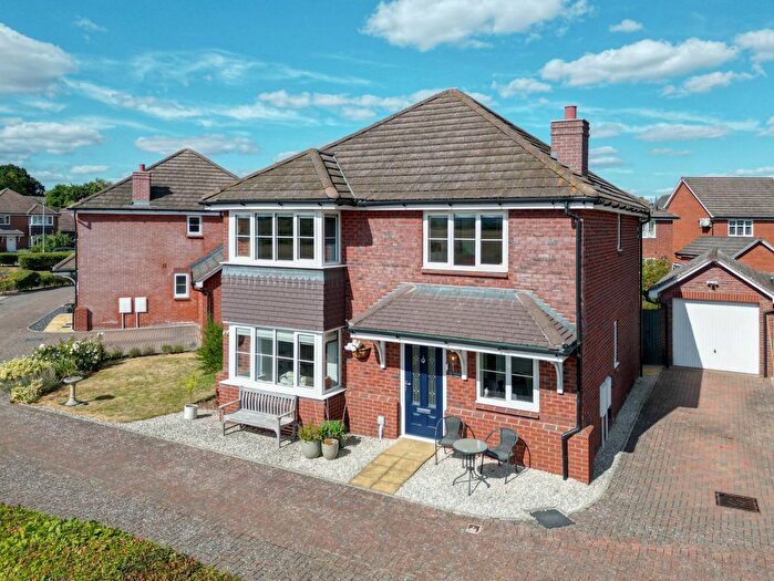 4 Bedroom Detached House For Sale In Pasture Close, Powick, Worcester, Worcestershire, WR2