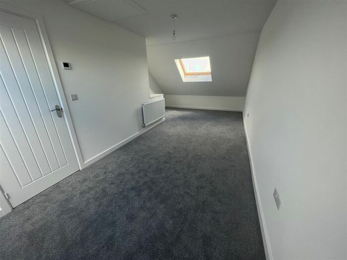 3 Bedroom Terraced House To Rent In Fulmar Drive, Amble, Northumberland, NE65