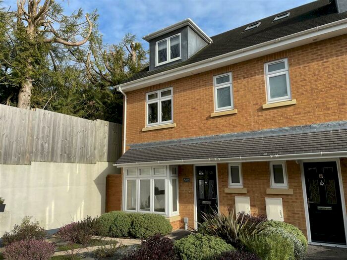 4 Bedroom Town House For Sale In Shaftesbury Drove, West Harnham, Salisbury, SP2