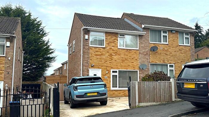 2 Bedroom Semi-Detached House For Sale In Botany Avenue, Bradford, BD2