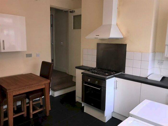 3 Bedroom Semi-Detached House To Rent In Harborne Park Road, Harborne, Birmingham, West Midlands, B17