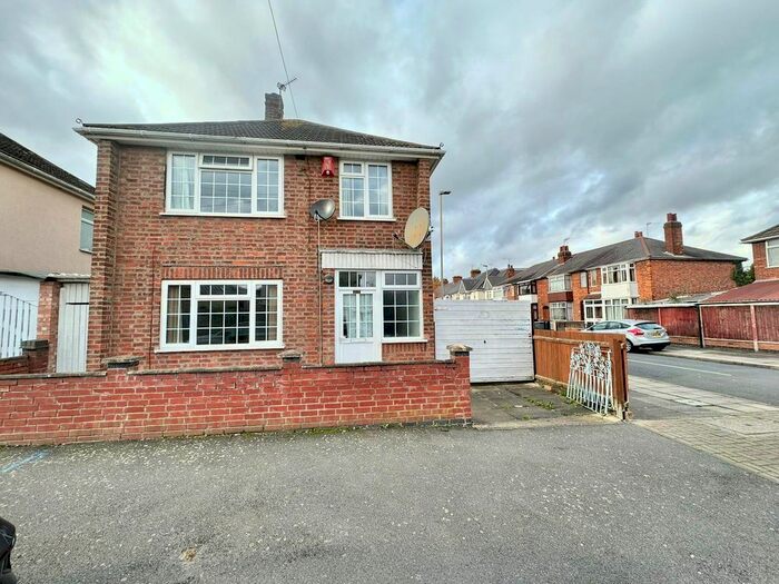 3 Bedroom Semi-Detached House To Rent In Ireton Rd, Leicester, LE4