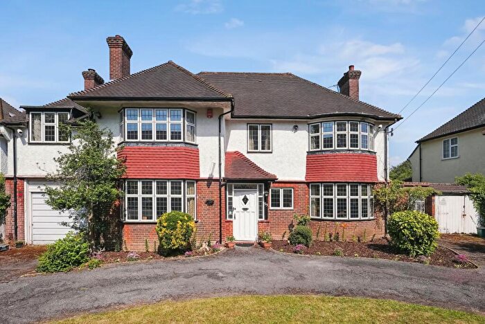 5 Bedroom Detached House For Sale In The Avenue, Cheam, SM2
