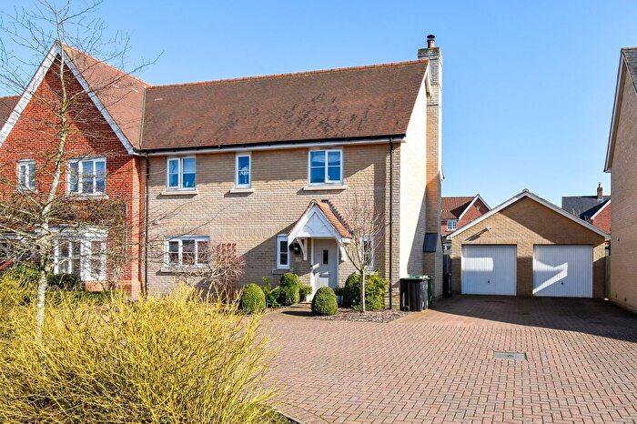 4 Bedroom Semi Detached House For Sale In Burns Way, Thaxted, CM6