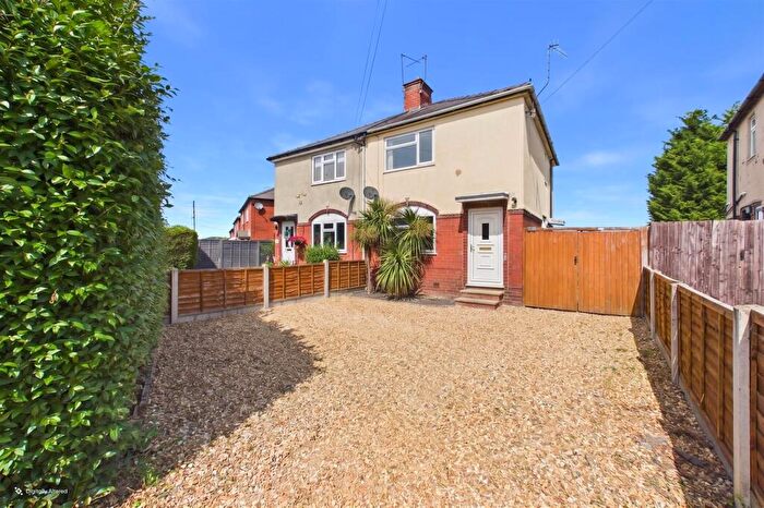 2 Bedroom Semi Detached House For Sale In Scotts Road, Stourbridge, DY8
