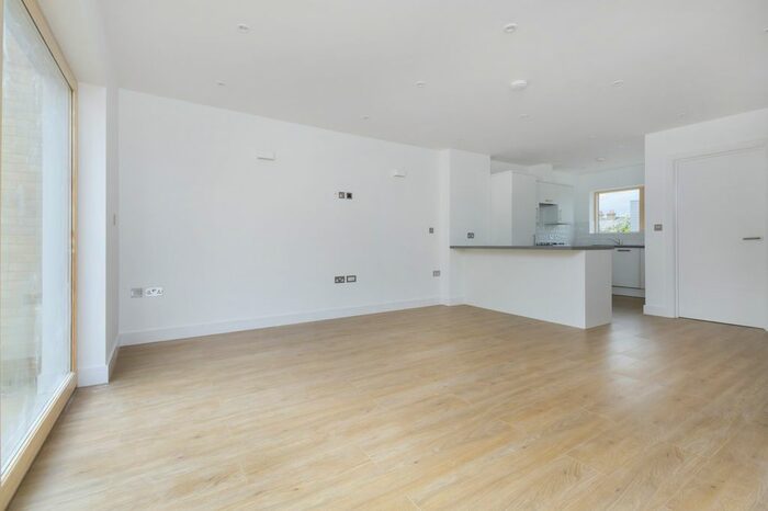 3 Bedroom Terraced House To Rent In Williams Mews, Brockley, London, SE4