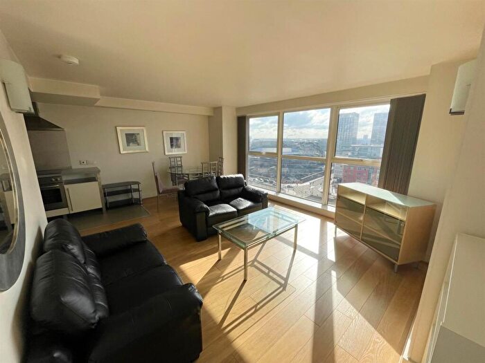 2 Bedroom Apartment To Rent In Queens College Chambers, Paradise Street, Birmingham, B1