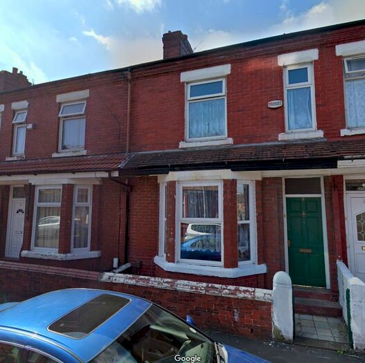 3 Bedroom Town House To Rent In Wordsworth Avenue, Manchester, M8