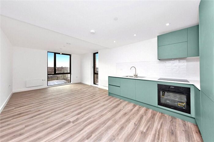 1 Bedroom Flat To Rent In Viva Court, Kimpton Road, Luton, LU2