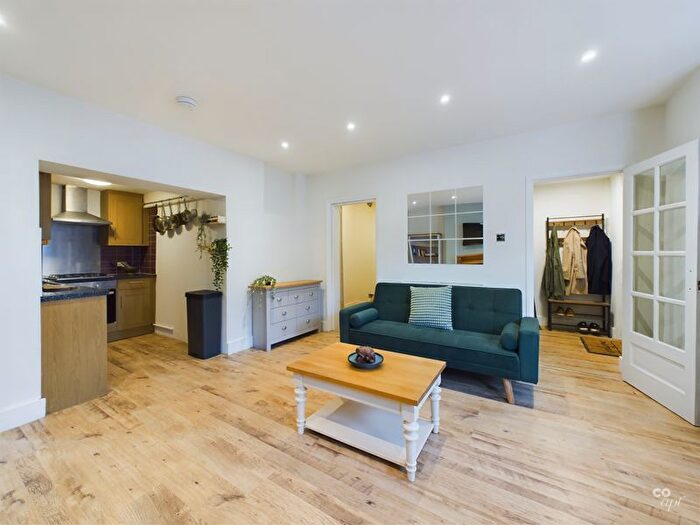 1 Bedroom Terraced House To Rent In Wilbury Road, Hove, BN3