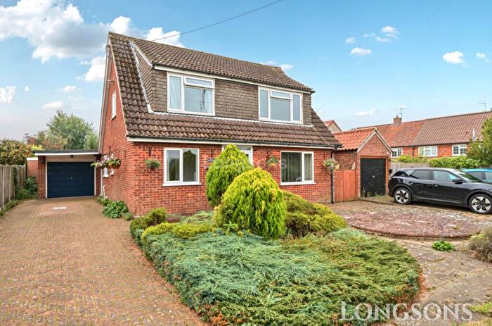 3 Bedroom Detached House For Sale In Massingham Road, Weasenham, PE32