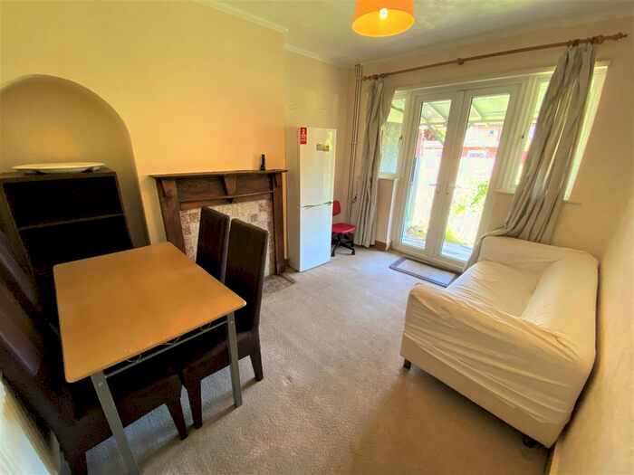 4 Bedroom Terraced House To Rent In Jarrow Road, Chadwell Heath RM6