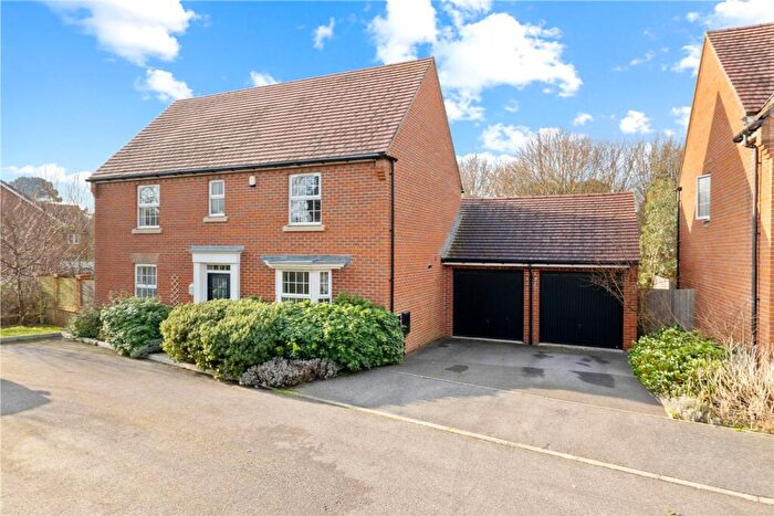 4 Bedroom Detached House For Sale In Bridger Close, Felpham, PO22