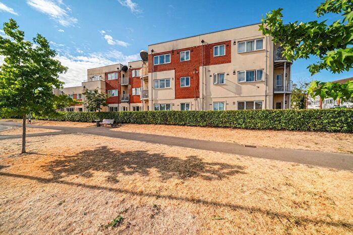 2 Bedroom Flat To Rent In Wolf Lane, Urbis Wolf Lane, SL4
