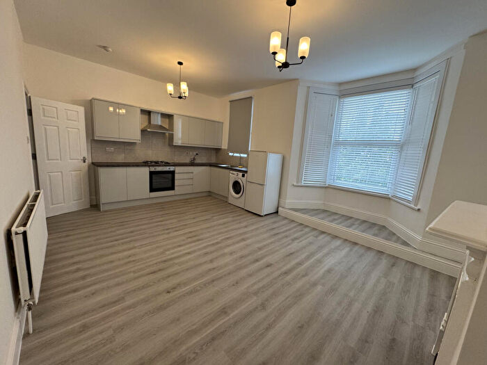 2 Bedroom Semi-Detached House To Rent In High Road Leytonstone, London, London, E11