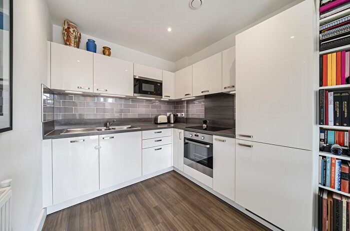 1 Bedroom Flat For Sale In Dixie Court, Adenmore Road, London, SE6