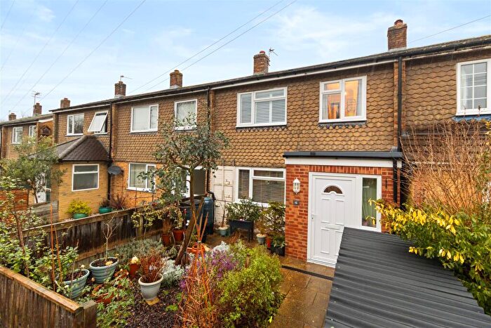 4 Bedroom Terraced House For Sale In Paul Close, Hailsham, BN27