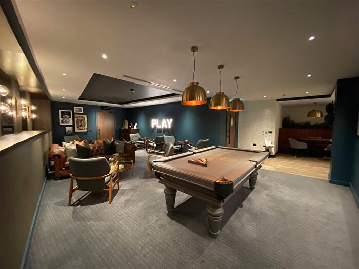 2 Bedroom Flat For Sale In Clarendon Court, The Denizen, Golden Lane, London, EC1Y