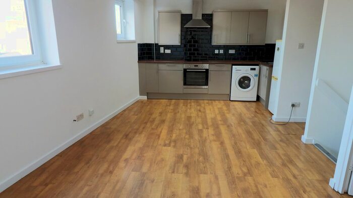 1 Bedroom Flat To Rent In Orsett Road, Grays, RM17