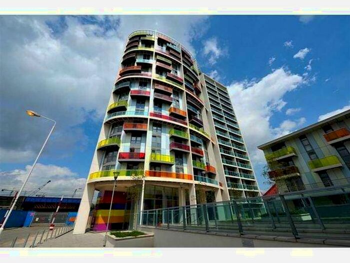 2 Bedroom Flat To Rent In Icona Point, Warton Road, Stratford, Bow, London, E15