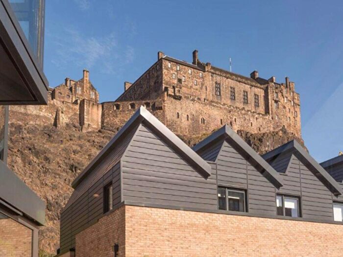 1 Bedroom Flat To Rent In King's Stables Road, Old Town, Edinburgh, EH1