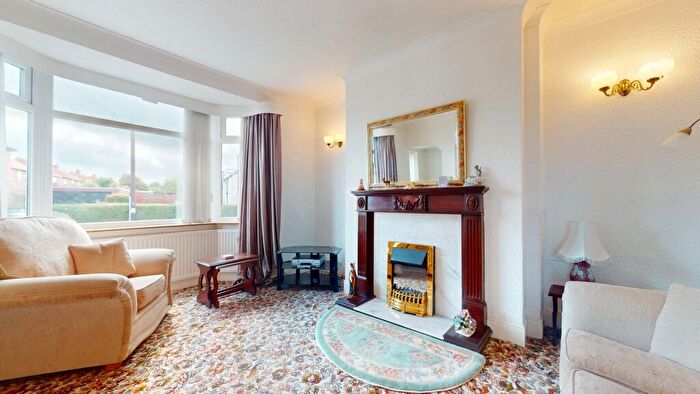 2 Bedroom End Of Terrace House For Sale In Horsley Vale, South Shields, Tyne And Wear, NE34