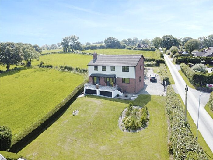 6 Bedroom Detached House For Sale In Brithdir, Llanfyllin, Powys, SY22