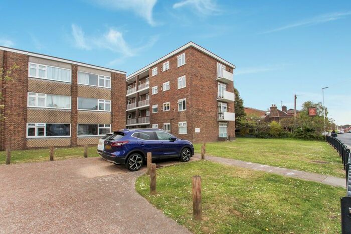 1 Bedroom Flat To Rent In Broadwater Street East, Worthing, BN14