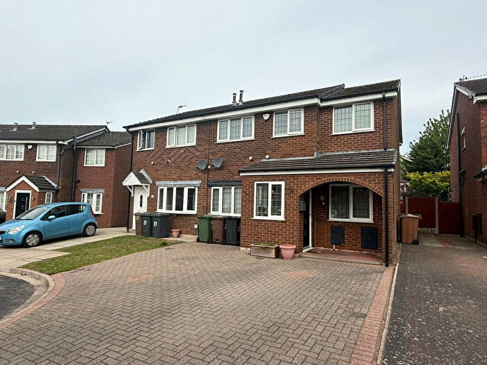 4 Bedroom Semi-Detached House For Sale In Aragon Close, Lydiate, L31
