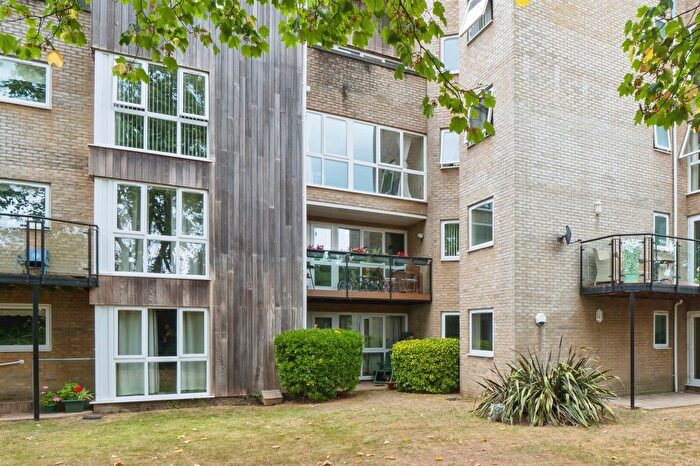 2 Bedroom Flat For Sale In Regents Park Road, Southampton, SO15