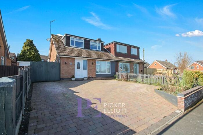 3 Bedroom Semi-Detached Bungalow For Sale In Ivy Close, Stoke Golding, CV13
