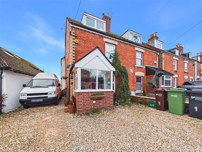 4 Bedroom Semi Detached House For Sale In Foxmoor Lane, Ebley, Stroud, Gloucestershire, GL5