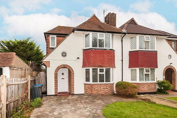 3 Bedroom Property To Rent In Hopton Gardens, New Malden, KT3