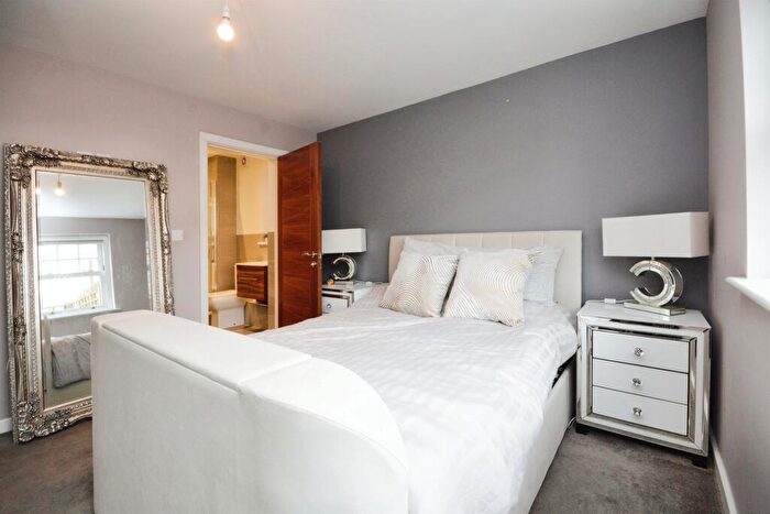 2 Bedroom Apartment To Rent In Westbury Road, Brentwood, CM14