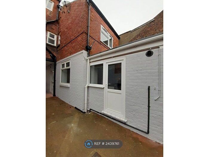 1 Bedroom Flat To Rent In North Street, Bridlington, YO15
