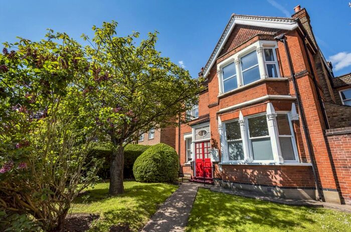 Flat To Rent In Station Road Sidcup, DA15