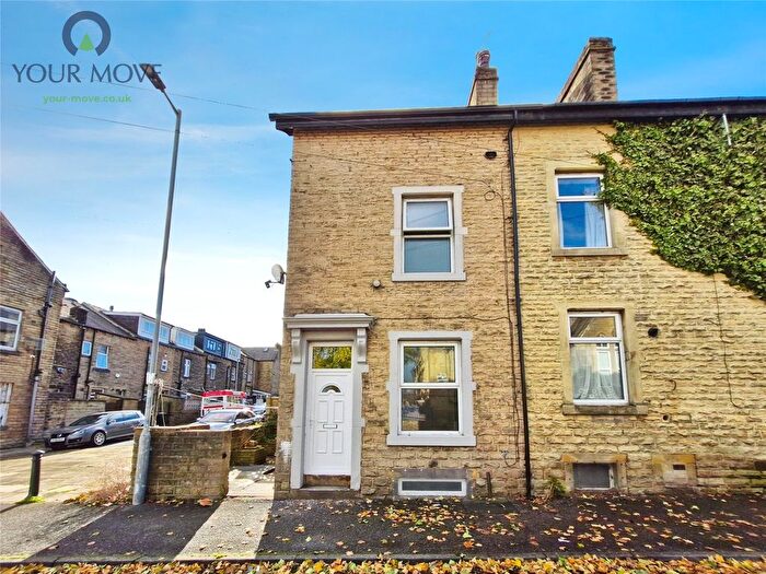 3 Bedroom Terraced House To Rent In Victoria Road, Keighley, West Yorkshire, BD21
