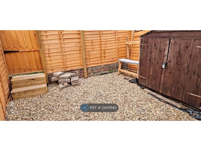 4 Bedroom Terraced House To Rent In Harwich Road, Colchester, CO4