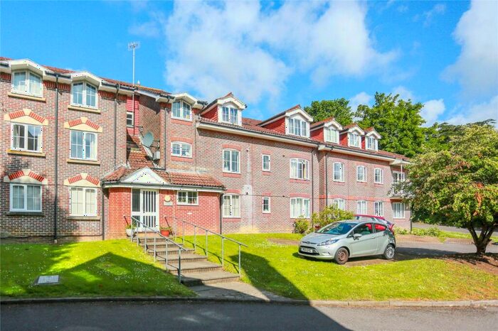 1 Bedroom Apartment To Rent In Tivoli, London Road, Tower Gate, Brighton, East Sussex, BN1