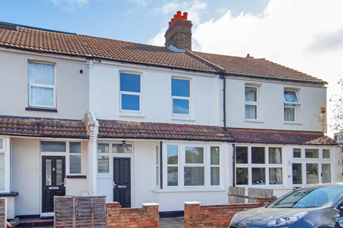 3 Bedroom Terraced House For Sale In Bedford Rd, Dartford, Kent, DA1